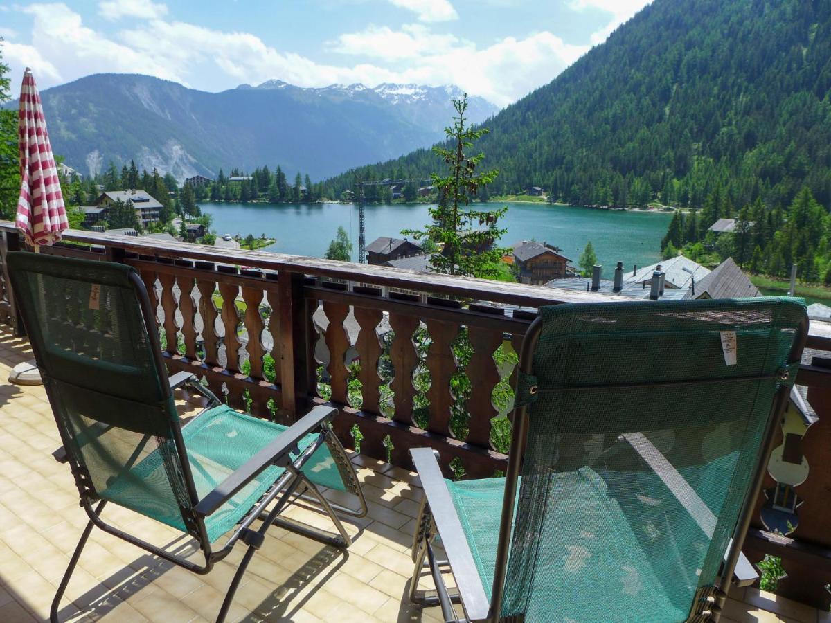 Colline 8 Appartement *
