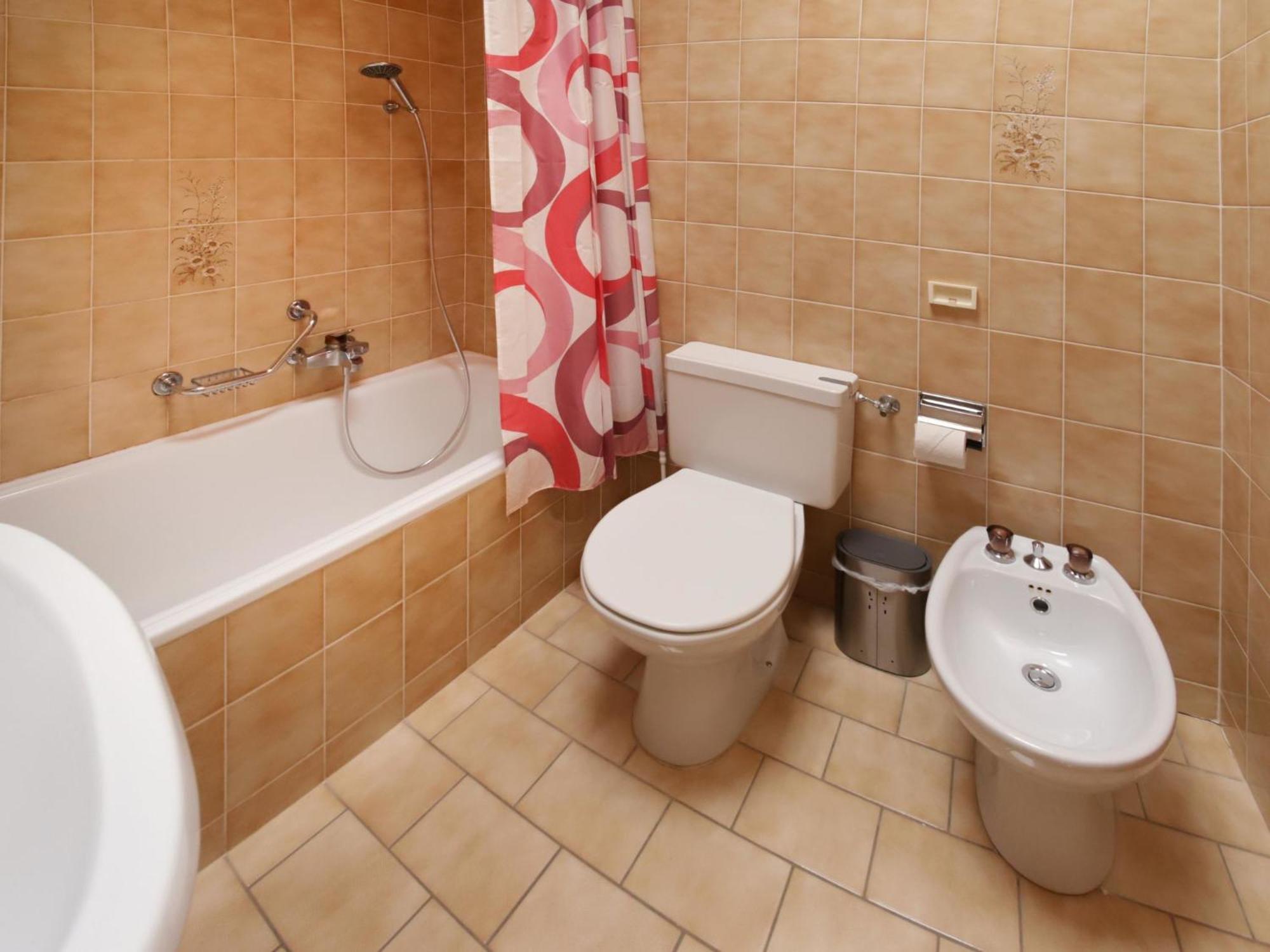Appartement Colline 8 *